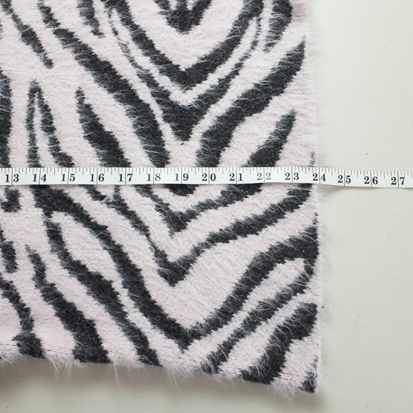 H&M Pink Zebra Pattern Fuzzy Turtleneck Sweater - Picture 9 of 13